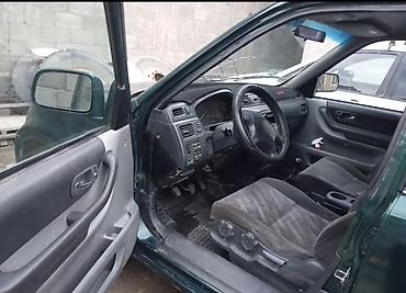 Унаа сатуу: Honda CR-V: 1999 г., 0.2 - engine capacity л, Кол менен иштөөчү, Бензин, Жол тандабас — 3