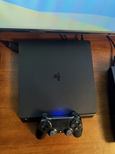 PS4 (Sony Playstation 4): Sony ps4 slim 500GB ideal veziyyetde. problemi yoxdu. Yoxlayib goture