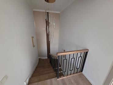 Үйлөрдү сатуу: 6 бөлмө жана андан көп, 240 м², 3 соток, Бишкек, Көк-Жар ж/м Менчик ээси — 10