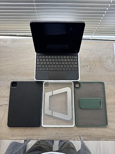 айпады бишкек: Планшет, Apple, память 128 ГБ, 11" - 12", 5G, Б/у, Классический цвет - Черный — 1