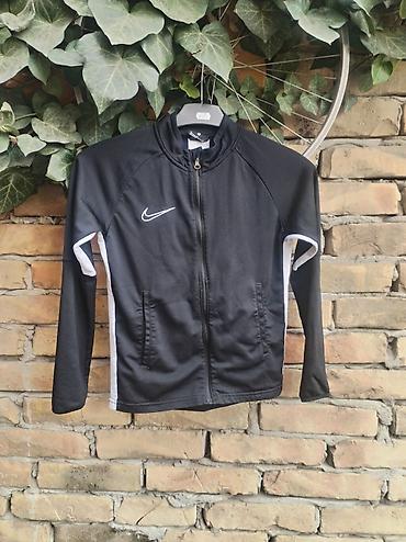 leoni sandale: Nike Dri-FIT trenerka gornji deo za dečake - Veličina: M (137–147 cm) — 1