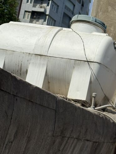 бак для воды купить в баку: Bak, Plastik, 250 l l, İşlənmiş, Ünvandan götürmə