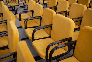 Диваны: Стулья в зал ожидания для организации Театральные стулья 3-х