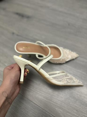 zara каблуки: Туфли, 37, Zara, Б/у, цвет - Белый, Платная доставка, Самовывоз — 3