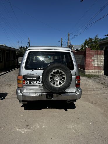 авто аварийное: Mitsubishi Pajero: 1996 г., 2.5 л, Автомат, Дизель, Внедорожник