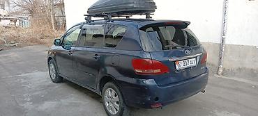 Toyota: Toyota Ipsum: 2001 г., 2.4 л, Автомат, Бензин, Минивэн — 9