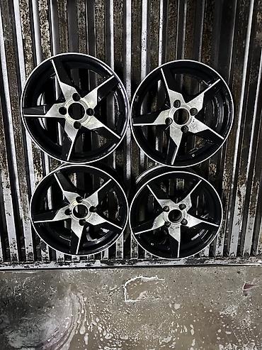 Диски: Диски R 14 Комплект, отверстий - 4, Б/у — 7