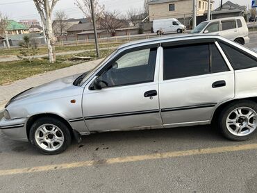 Daewoo: Daewoo Nexia: 2004 г., 1.5 л, Механика, Бензин, Седан — 2