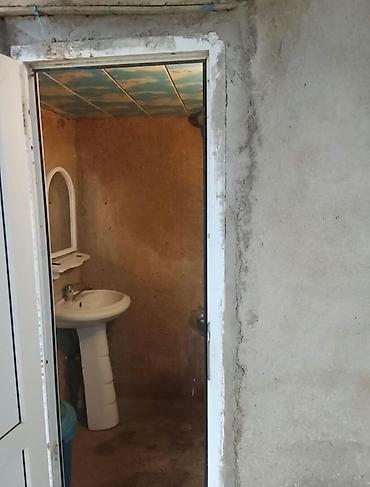 Uzunmüddətli kirayə mənzillər: Ramani Savxozdan susa qesebesine geden yolda 2 otaqli adelni heyet evi — 14