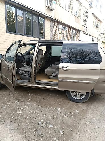 автомобили шкода: Минивэн с просторным салоном и двумя сдвижными боковыми дверями — 3