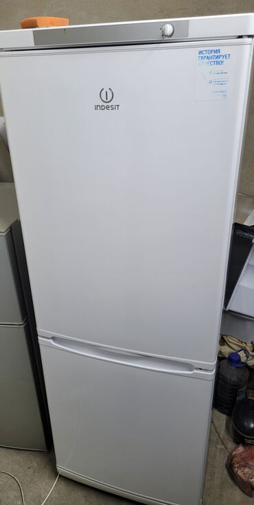 Холодильники: Холодильник Indesit, Б/у, Двухкамерный, De frost (капельный), 60 * 170 * 60