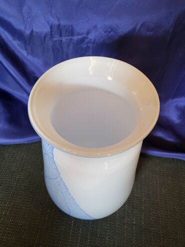 Vaze i saksije: Vaza, Staklo, bоја - Šareno, Novo na lalafo.rs — 10 Vaze i saksije: Vaza, Staklo, bоја - Šareno, Novo — 10