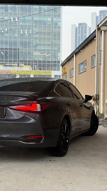 Lexus: Lexus ES: 2021 г., 2.5 л, Автомат, Гибрид, Седан — 3