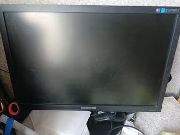 Rover: Samsung Monotor . DDR2 . Ram 2 . Telefonla barter var