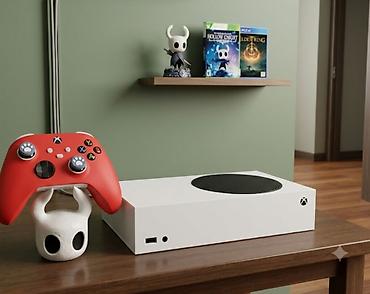 обмен на xbox 360: Игровая консоль Xbox Series S (белая) с беспроводным геймпадом - — 1