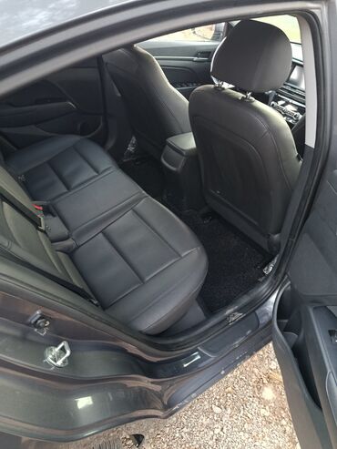 Hyundai: Hyundai Elantra: 2018 г., Автомат, Бензин, Седан — 7