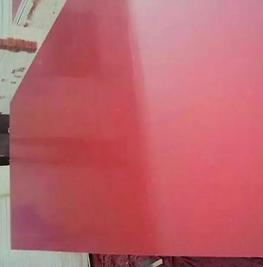 ламинат для пола: Qırmızı rəngli MDF/laminat lövhə - Ölçü: 3.05 m x 1.53 m (təxminən — 2