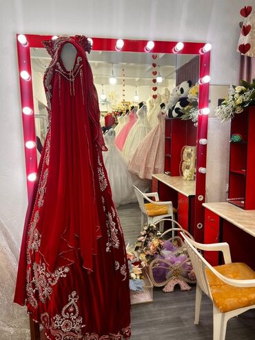 Toy paltarları: Hazır Biznes Satılır! Müxtəlif üslublarda və ölçülərdə gəlinliklər — 10