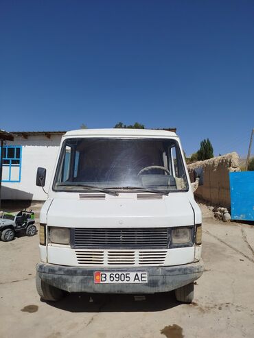 Жүк ташуучу унаалар: Жүк ташуучу унаа, Mercedes-Benz, Дубль, Колдонулган