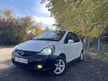 Honda: Honda Fit: 2003 г., 1.3 л, Вариатор, Бензин