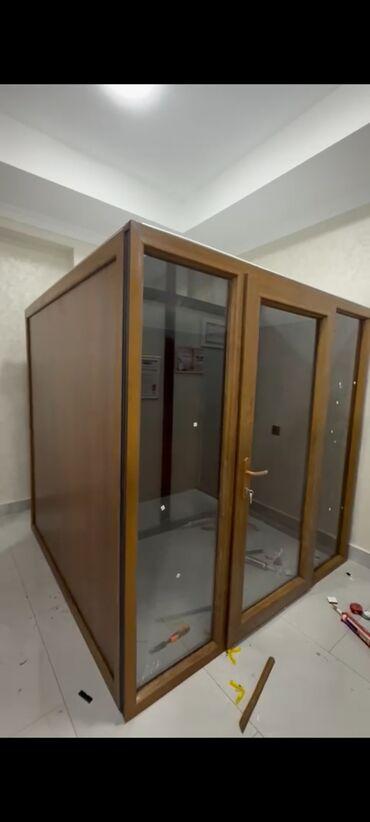 Duş kabinaları, arakəsmələr: Üstü qapalı kabina, Düzbucaqlı — 3