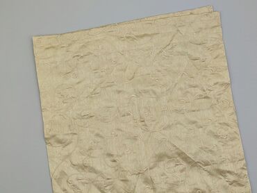 Текстиль: Тканина 113 x 58, колір - Бежевий, стан - Хороший