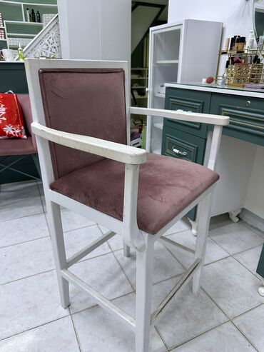 Salon, tibbi kreslolar: İşlənmiş, Saş kəsimi kreslosu