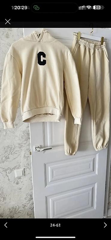 Брючные костюмы: Женская одежда, покупала в Дубаи/Италии, размер s/m, l до 44. Цены от at lalafo.kg — 54 Брючные костюмы: Женская одежда, покупала в Дубаи/Италии, размер s/m, l до 44. Цены от — 54