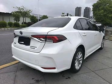 Унаа сатуу: Toyota Corolla: 2021 г., 1.8 л, Автомат, Гибрид, Седан — 2