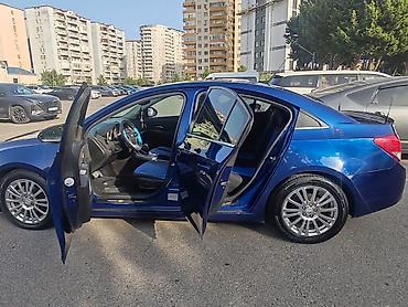 cruze led: Chevrolet Cruze: 1.4 l | Sedan — 3