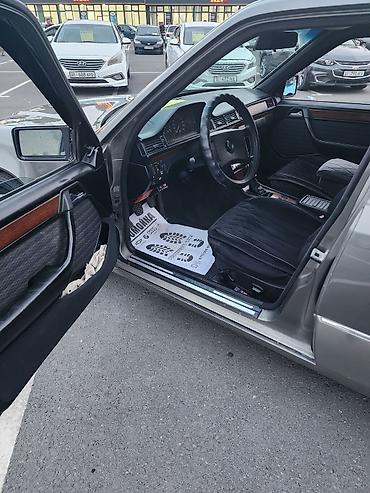 Продажа авто: Mercedes-Benz E-Class: 1991 г., 2.3 л, Бензин, Седан — 5