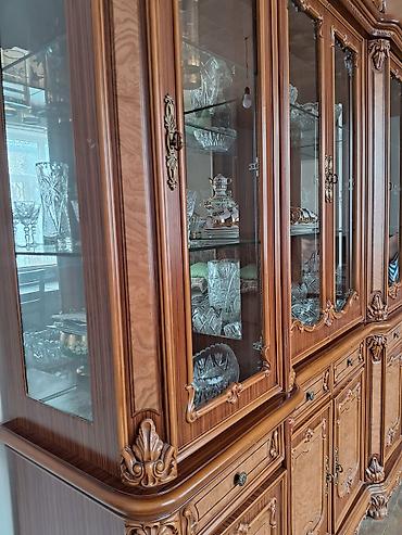 divan yeni: Salam cox temiz idealir yeni kimidi qirigi yoxdu Klasiya vitrini-bufet — 1