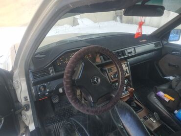 Mercedes-Benz: Mercedes-Benz W124: 1988 г., 2.6 л, Механика, Бензин, Седан — 9