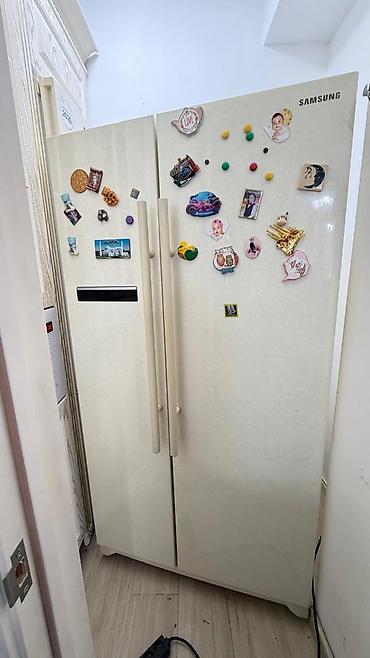 Холодильник Samsung, Б/у, Двухкамерный, 200 * 60