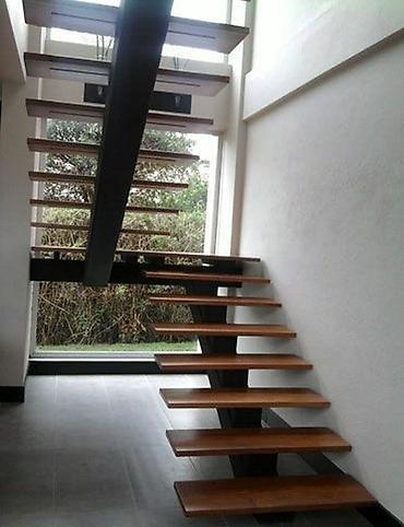 Digər tikinti materialları: Pilləkən və ya Pilləkən marşı kiçik şaquli məsafələrə bölünməklə iri — 20