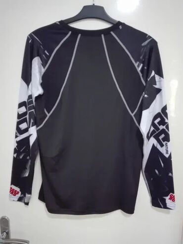 Sportska odeća: Gornji deo odeće, Za odrasle, Novo — 8