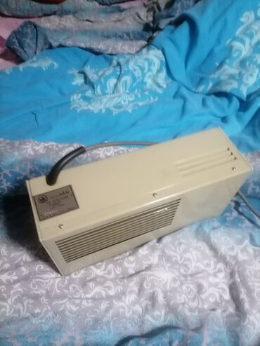 Kaloriferi: Grejalica AEG duvaljka 2000 W u metalnom okviru. Teška. Dobra — 5