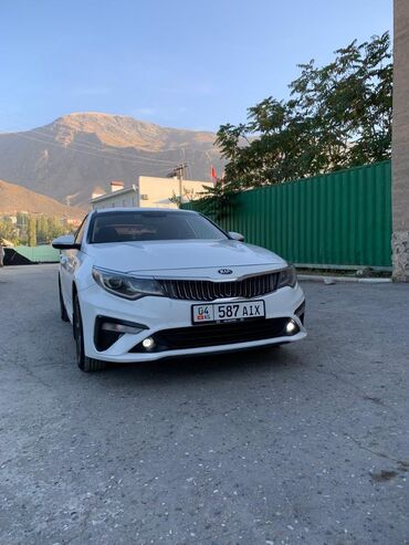 машины 300000: Kia Optima: 2018 г., 2 л, Автомат, Бензин, Седан