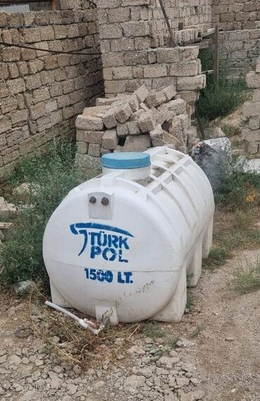 Tank, Plastik, 2