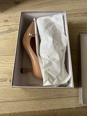 туфли джимми чу: Туфли, 36, Jimmy Choo, Новый, цвет - Бежевый, Самовывоз — 2