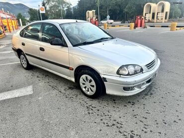 Toyota: Toyota Avensis: 1.6 l. | 2000 έ. Λιμουζίνα