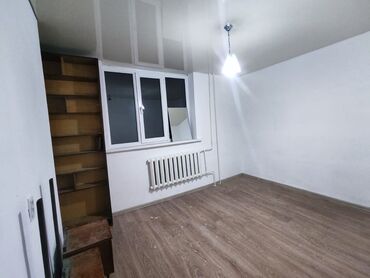 оборудование для фаст фуд: 2 комнаты, 47 м², Индивидуалка, 4 этаж, Косметический ремонт