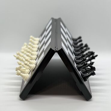 Шахматы: Шахматы Deli - это великолепный выбор для любителей интеллектуальных — 9