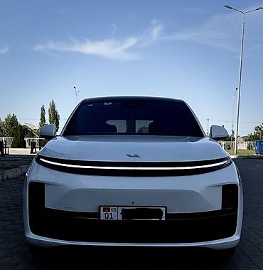 Lixiang L7: 2023 г., 1.5 л, Гибрид, Кроссовер