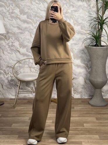 Gornji i donji deo: 🔥Ženski kompleti trenerke –gornji i donji deo na akcijskoj ceni 3400 na lalafo.rs — 1 Gornji i donji deo: 🔥Ženski kompleti trenerke –gornji i donji deo na akcijskoj ceni 3400 — 1