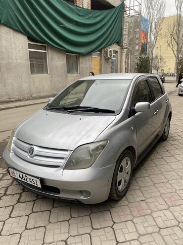 Toyota: Toyota ist: 2003 г., 1.5 л, Автомат, Бензин, Хэтчбэк