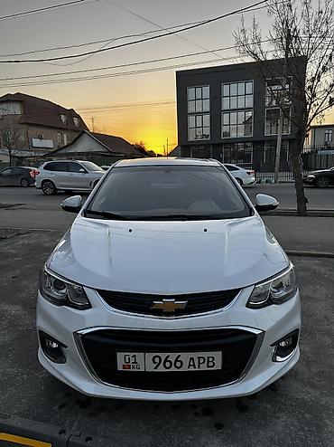 Chevrolet: Chevrolet Aveo: 2017 г., Бензин, Седан — 10