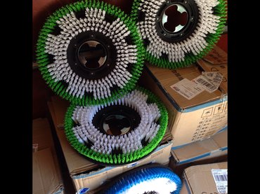 Xalça yuma aparatları: Xalca yuma sotkasi. fircalar olcusune gore qiymetleri deysir sert — 2