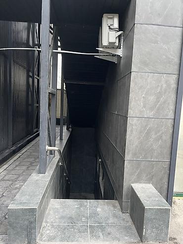 Аренда помещений свободного назначения: Коммерческое помещение в цокольном уровне современного жилого дома — 3