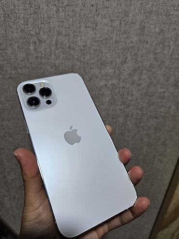 iphone 113: IPhone 12 Pro, Gümüşü, Face ID — 3